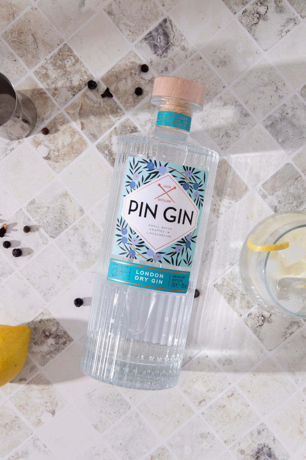 Pin Gin London Dry 70cl image 2