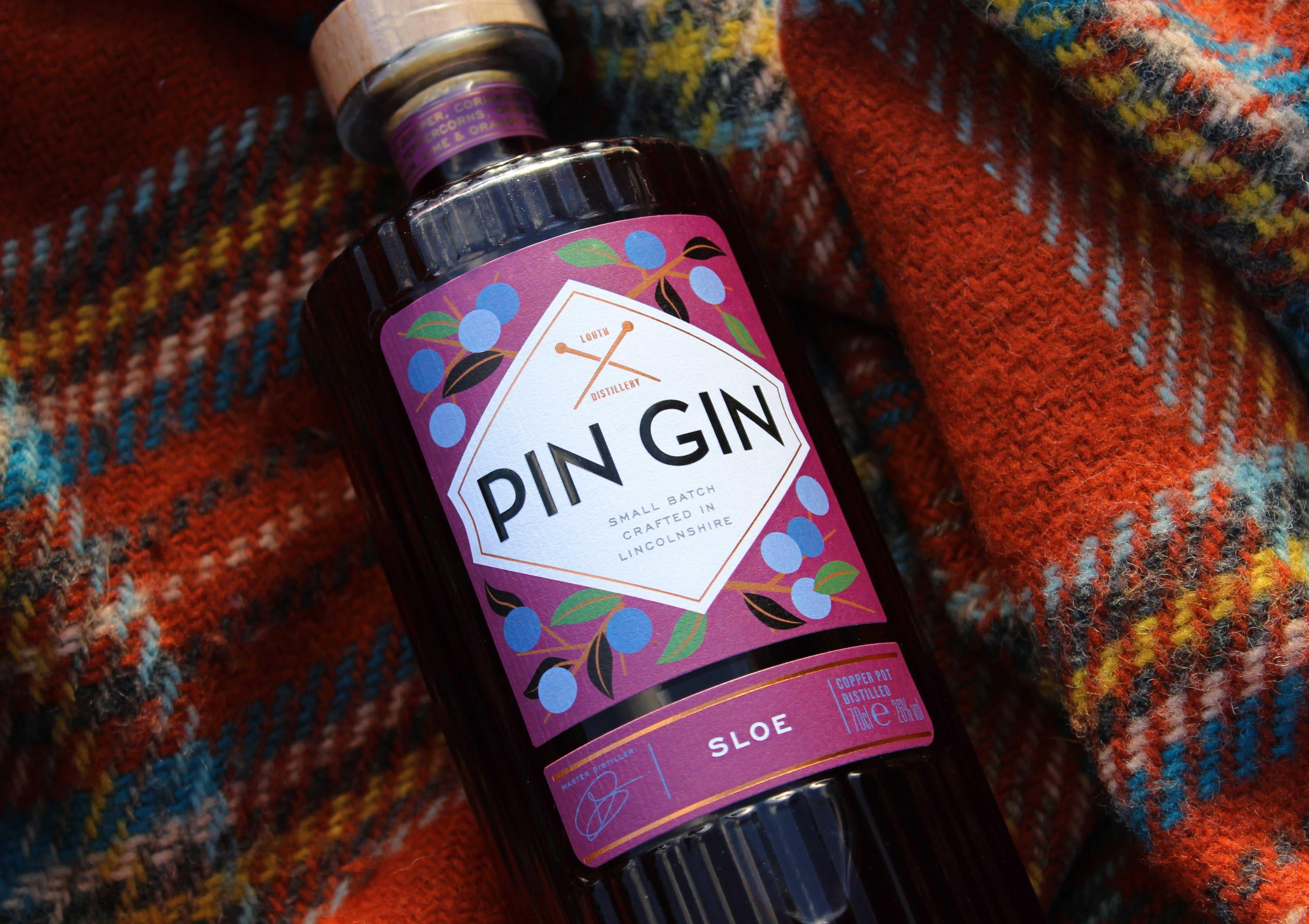 Pin Gin - Sloe 70cl CASE DEAL image 1